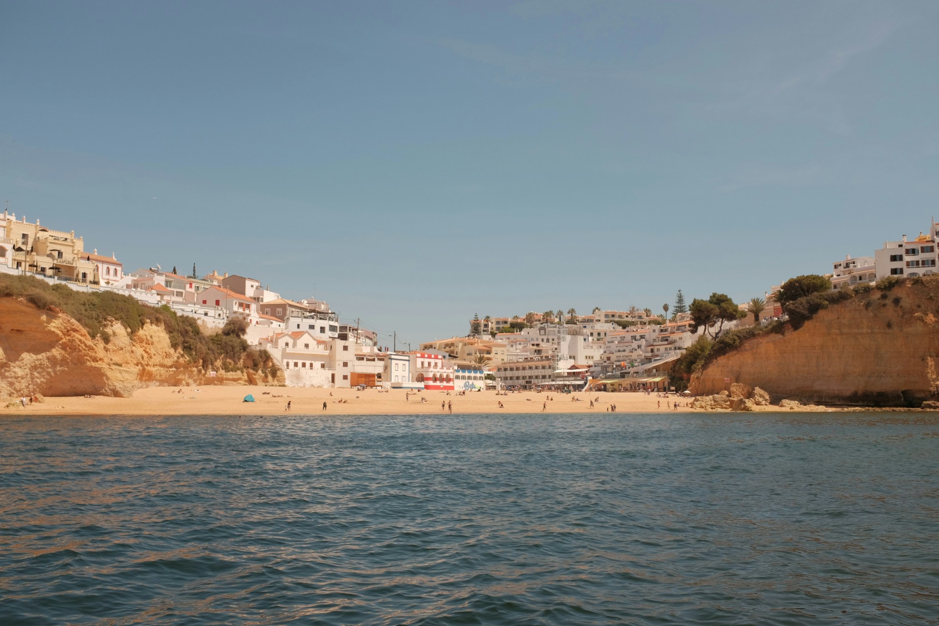 Turismo Europeu Mantém Estabilidade no 2º Trimestre de 2025 com Alta Procura e Interesse Global