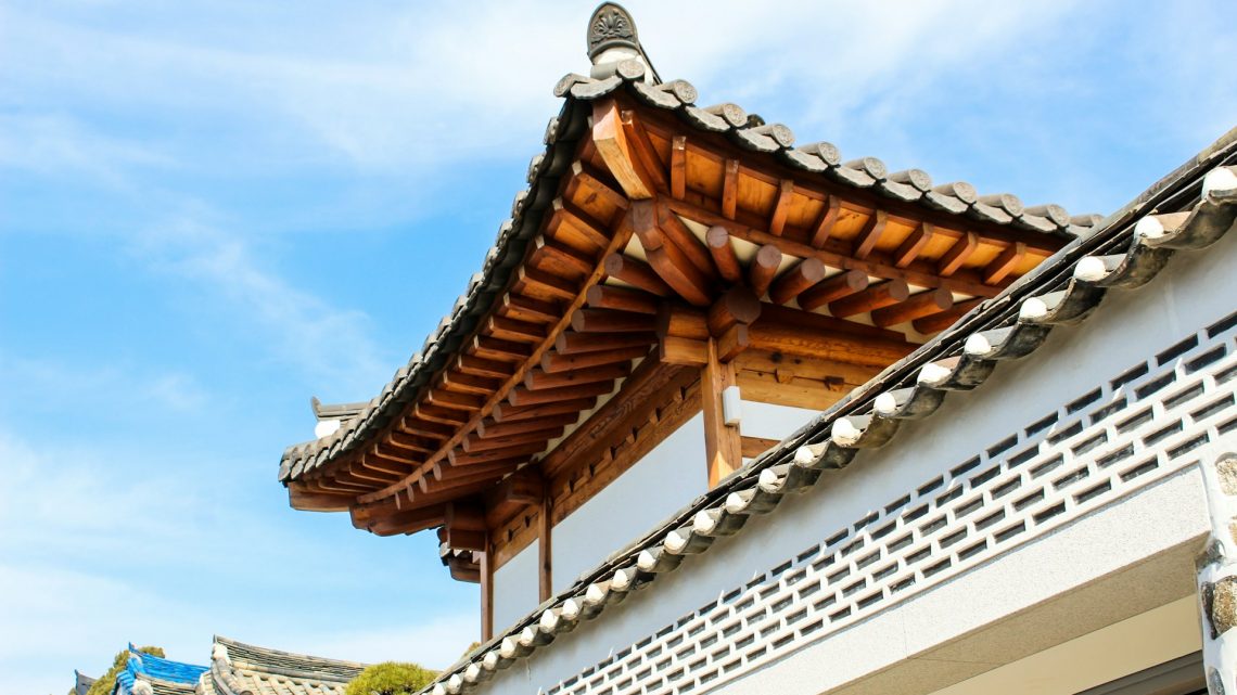 A Dupla Face do Turismo Sul-Coreano: Entre a Fama Global e as Estratégias de Nicho