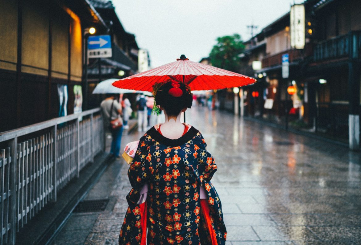 A sutil arte de entregar o controle: o fenômeno do omakase e o irresistível magnetismo do Japão